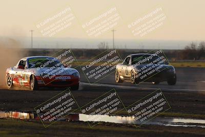 media/Jan-13-2024-CalClub SCCA (Sat) [[179f4822a7]]/Group 7/Sunset (Race)/